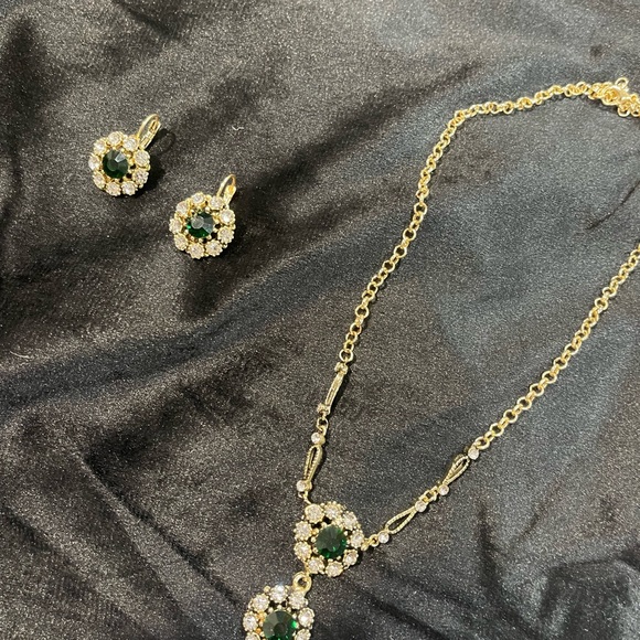 Zircon Handmade Necklace and Earrings - Picture 4 of 4